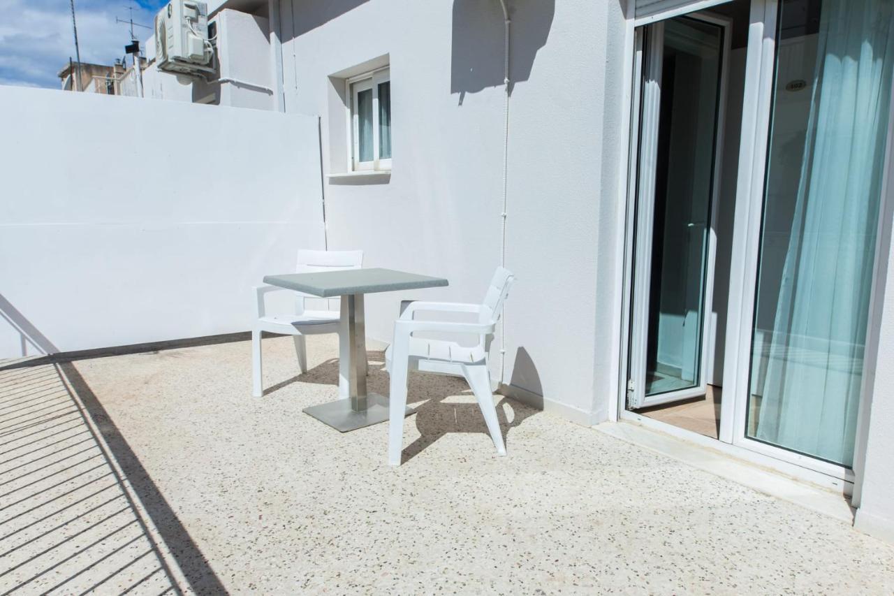 Silver Hotel Athens Double Room With Balcony Exterior foto